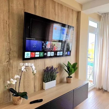 Infinity Spacious 2 Bedroom, 2 Bathroom By Namaste Elite Daire Torremolinos