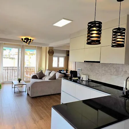 Infinity Spacious 2 Bedroom, 2 Bathroom By Namaste Elite Daire