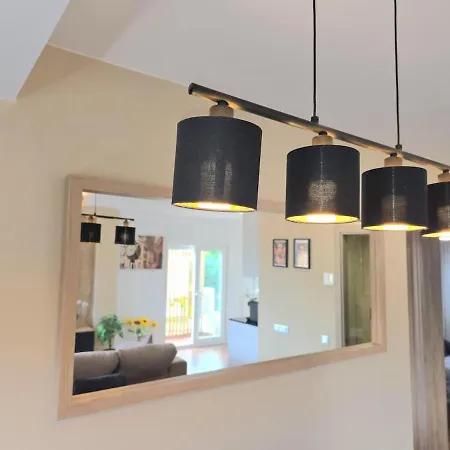 Infinity Spacious 2 Bedroom, 2 Bathroom By Namaste Elite