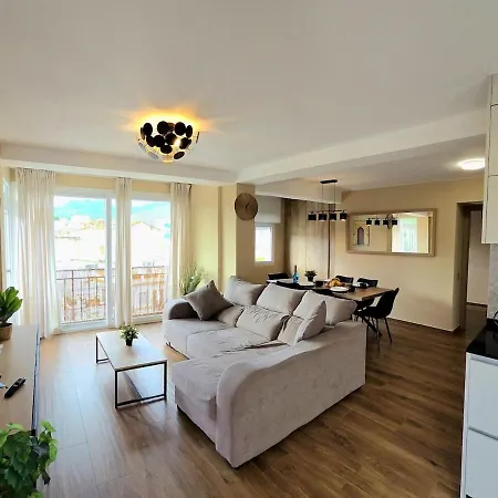 Infinity Spacious 2 Bedroom, 2 Bathroom By Namaste Elite Daire Torremolinos