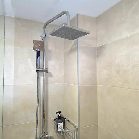 Daire Infinity Spacious 2 Bedroom, 2 Bathroom By Namaste Elite