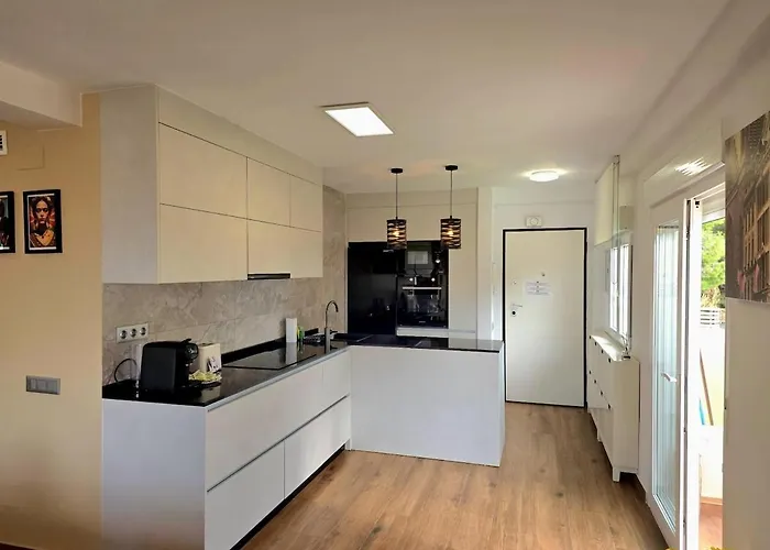 Infinity Spacious 2 Bedroom, 2 Bathroom By Namaste Elite * توريمولينوس