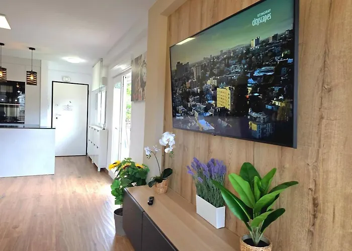 Infinity Spacious 2 Bedroom, 2 Bathroom By Namaste Elite شقة